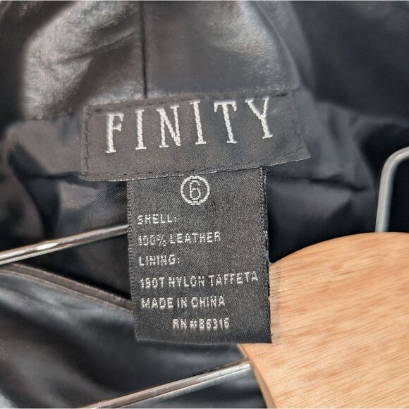 Finity leather skirt - Picture 7 of 8